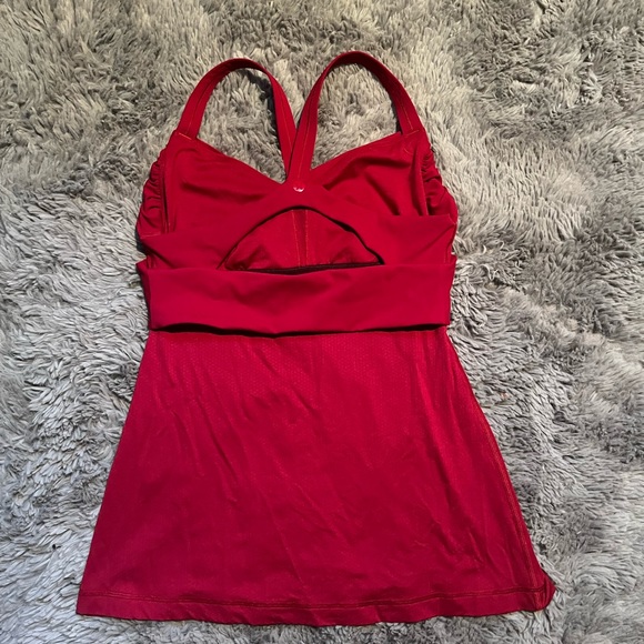 Lululemon Wrap It Up Tank - Picture 5 of 6